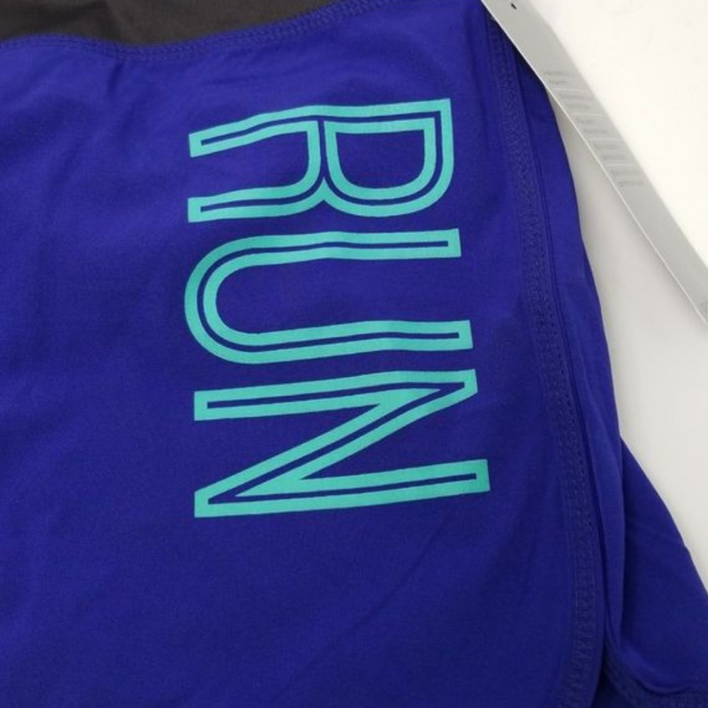 Running Shorts - Picture 5 of 6